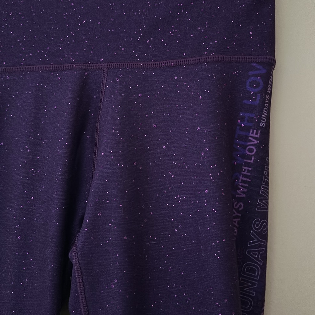 Peloton Leggings “Sundays With Love”